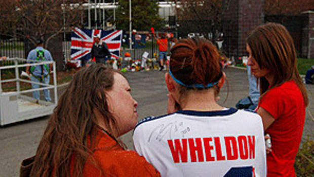 120605032721-dan-wheldon-single-image-cut.jpg